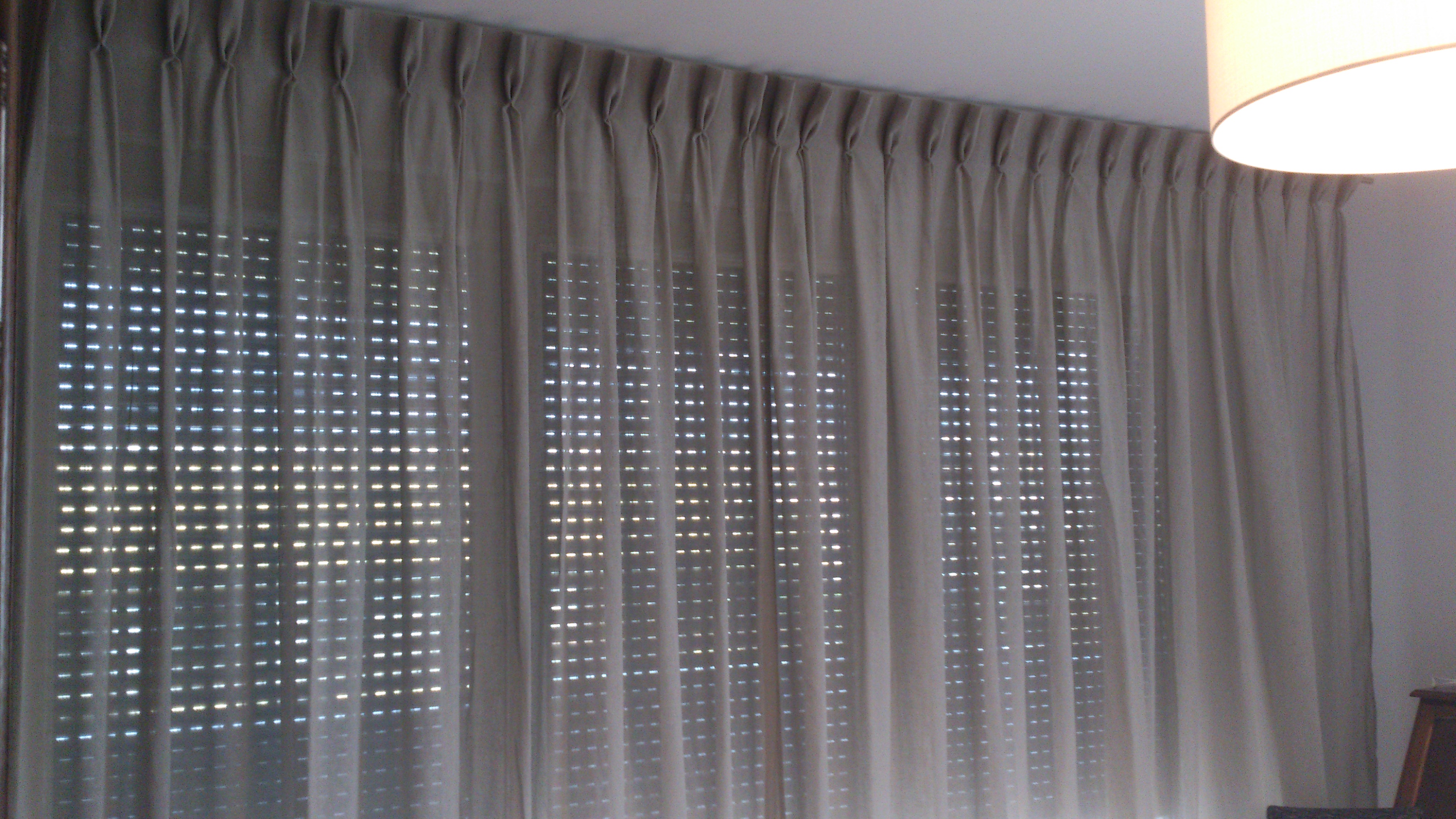 Couture sur mesure/Rideau/ Voilage/Store bateau/ Léognan | La ... Couture sur mesure/Rideau/ Voilage/Store bateau/ Léognan | La ...