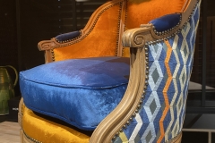 33140-villenave-dornon-tapissier-decorateur-fauteuil-bergere-velours-clous-gironde2