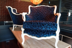 Bordeaux-33000-tapissier-decorateur-artisan-renovation-restauration-fauteuil-bergère-coussin-tissu-velours-leopard-gironde1