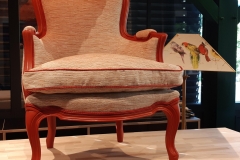 fauteuil-bergere-tapissier-decoration-coussin-palmier-relooking-artisan-art-gironde4