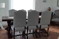 bordeaux-tapissier-decorateur-artisan-couverture-chaise-salle-à-manger-louis-XIV-tissu-ameublement-editeur-aquitaine