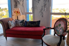 33700-Mérignac-Renovation-papierpeint-panoramique-feuillage-méridienne-fauteuil-médaillon-LouisXVI-coussin-decoration-creation-abat-jour-Bordeaux-Gironde1