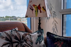 33700-Mérignac-Renovation-papierpeint-panoramique-feuillage-méridienne-fauteuil-médaillon-LouisXVI-coussin-decoration-creation-abat-jour-Bordeaux-Gironde5