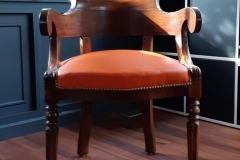 tapissier-decorateur-restauration-fauteuil-cuir-tissu-renovation-ameublement-fait-main-made-in-france-bordeaux-gironde