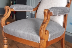 tapissier-decorateur-artisan-fauteuil-voltaire-couverture-restauration-gironde-bordeaux-33-3