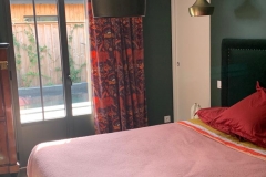 33470-Ares-rideaux-sur-mesure-tête-de-lit-chambre-velours-tapissier-decorateur-artisan1
