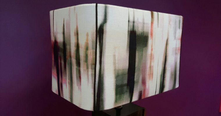 Caudéran – Bordeaux – Abat jour sur mesure pour ce socle en bois ramené de voyage