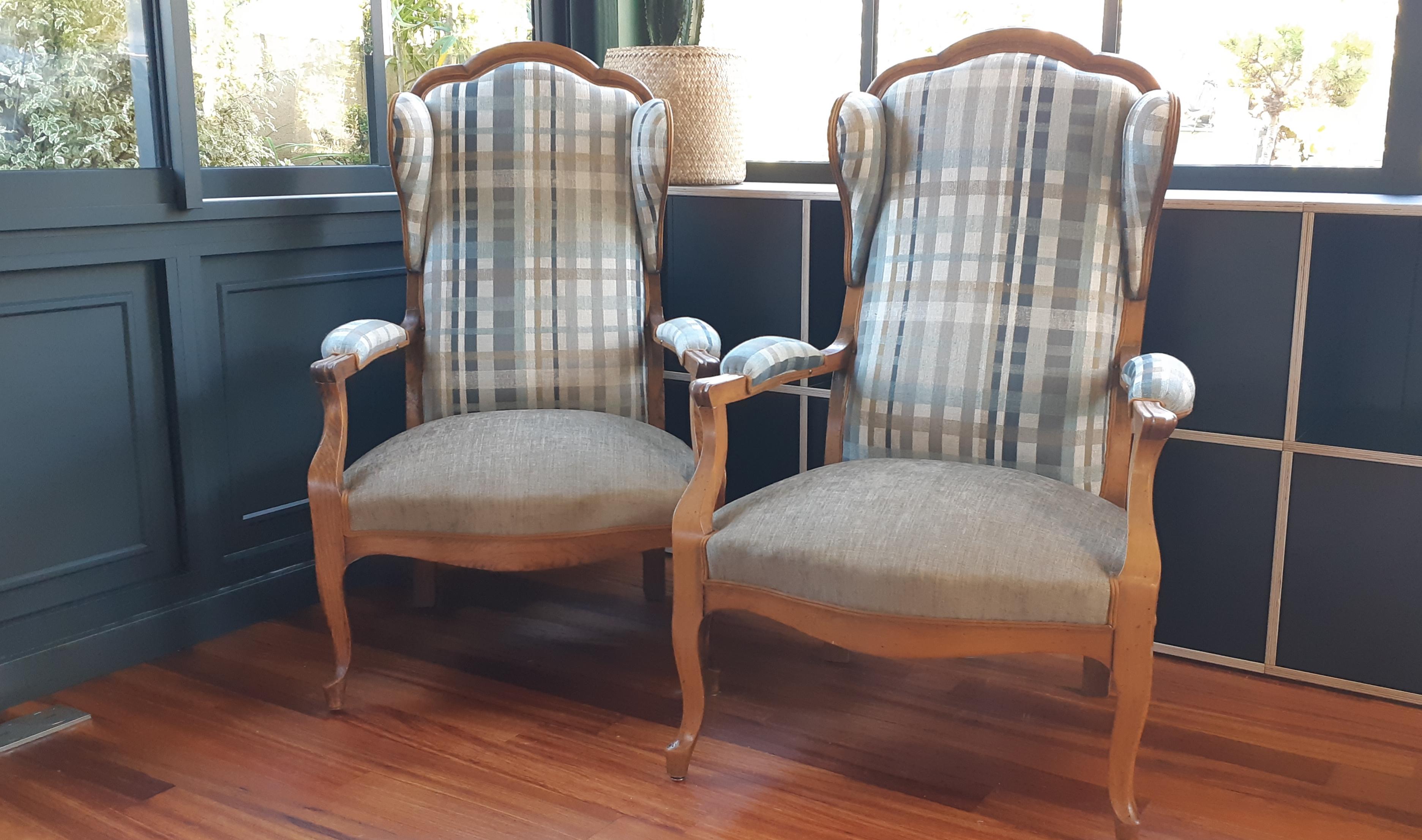 Rénovation Fauteuils Voltaire à oreilles – Tissu à rayures