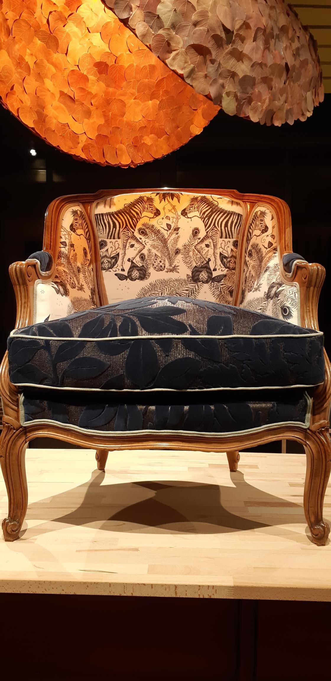 Fauteuil Bergère – Tissu éditeur – Artisanat d’art