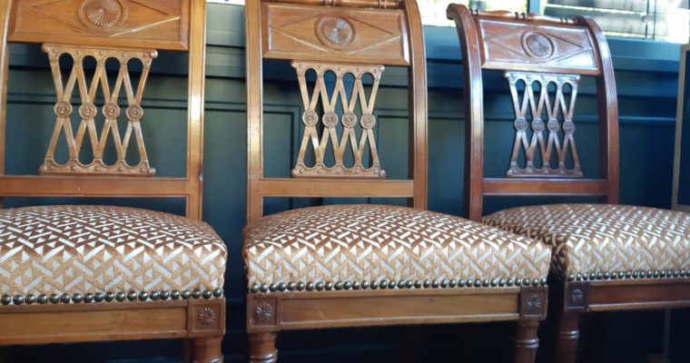 Chaises Directoire – Rénovation – Garniture Traditionnelle