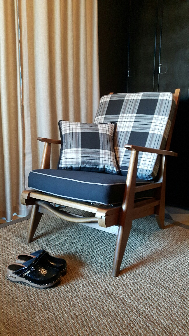 33850 Léognan – Fauteuil Scandinave – Rénovation